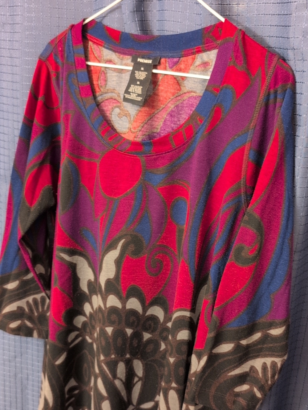 Lightweight sharkbite sweater - Picture 2 of 8